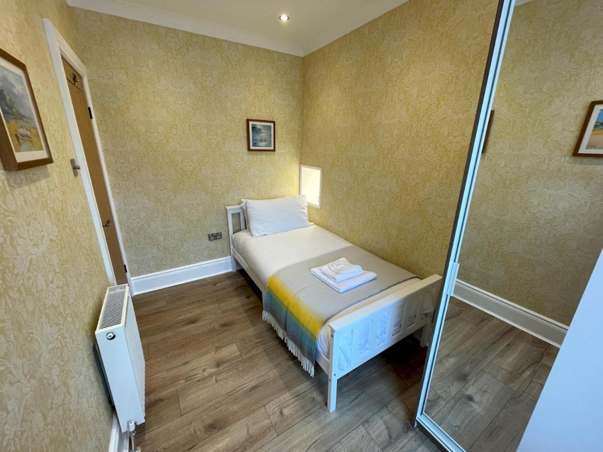 Pass The Keys Beautifully Presented 3Br Luxury Apartment เคิร์กคุดไบรท์ ภายนอก รูปภาพ